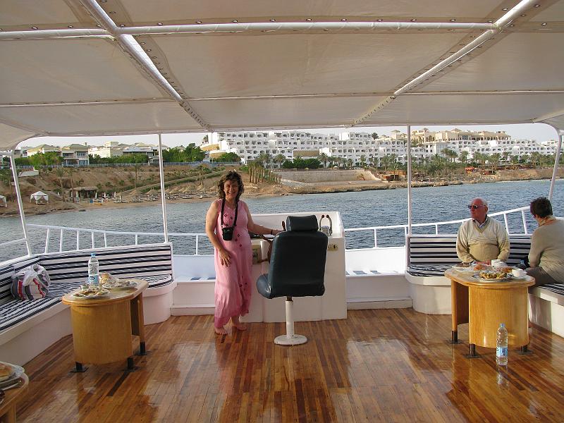 Sharm-el-Sheikh 067.jpg - Boot to Tirana Island - Schift zu Tiran Insel - Barco a la isla Tirana
Captain Monica